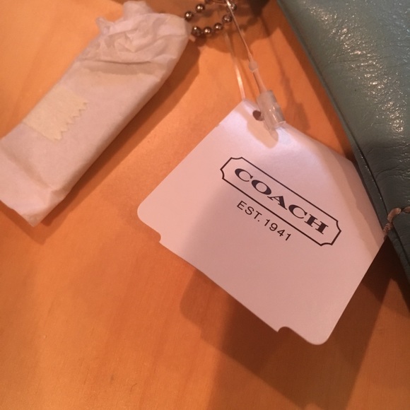 Coach Leather Wristlet - Picture 5 of 7